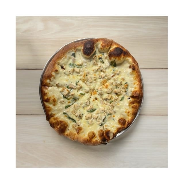 Chicken Alfredo Pizza Medium.